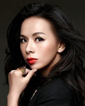 鲁宁馨资料,才华横溢的青年才俊，未来可期