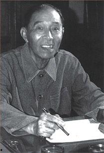 茅盾图片,文学巨匠的岁月印记