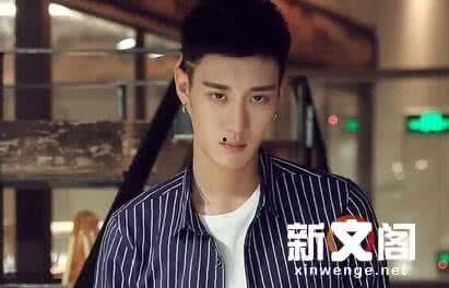 杨建邦和前女友照片