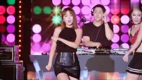 女主播舞蹈教学